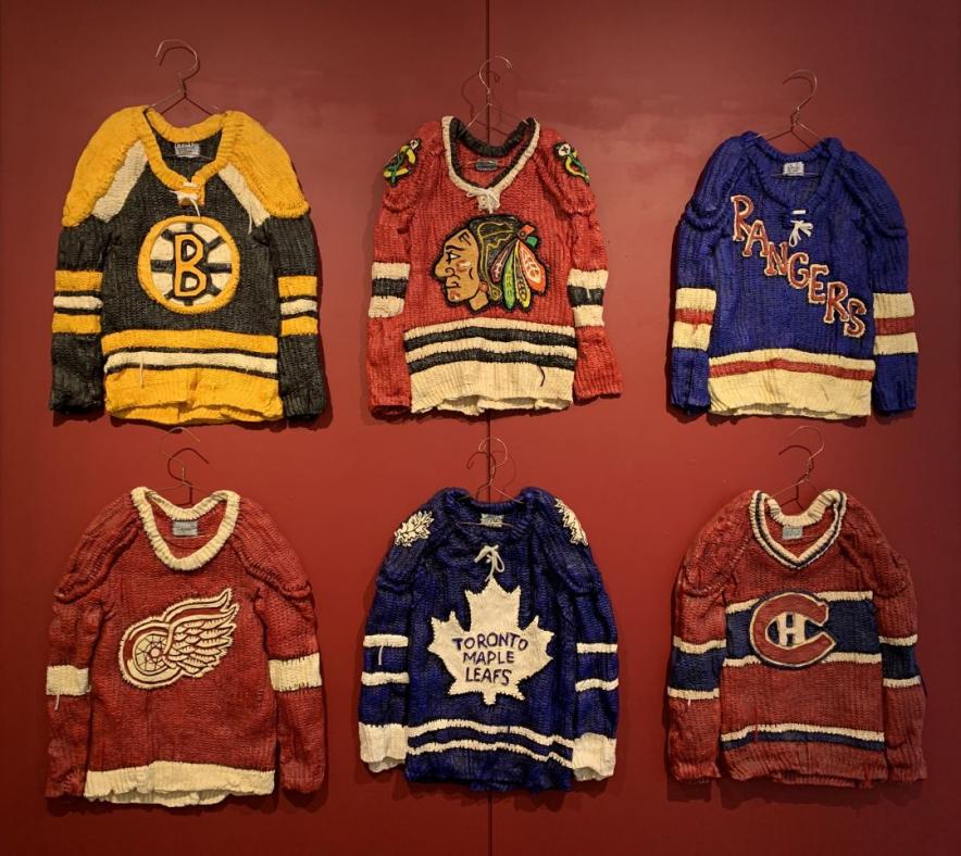 Vintage 1993 NHL Toronto Maple Leafs Graphic Crewneck Sweatshirt